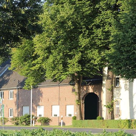 Gaestezimmer Bergerhof - Ankommen Und Wohlfuehlen Neuss Exteriér fotografie