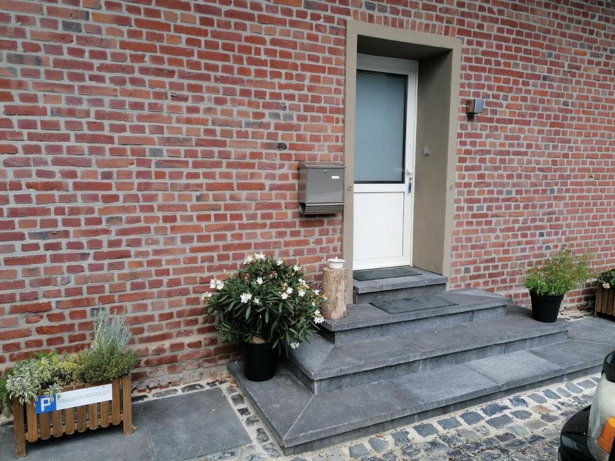 Gaestezimmer Bergerhof - Ankommen Und Wohlfuehlen Neuss Exteriér fotografie