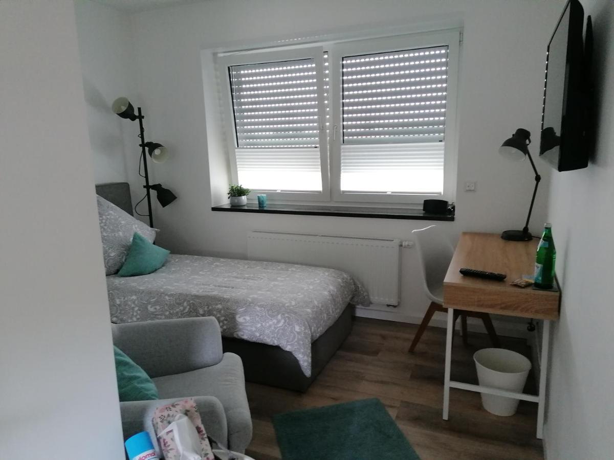Gaestezimmer Bergerhof - Ankommen Und Wohlfuehlen Neuss Exteriér fotografie