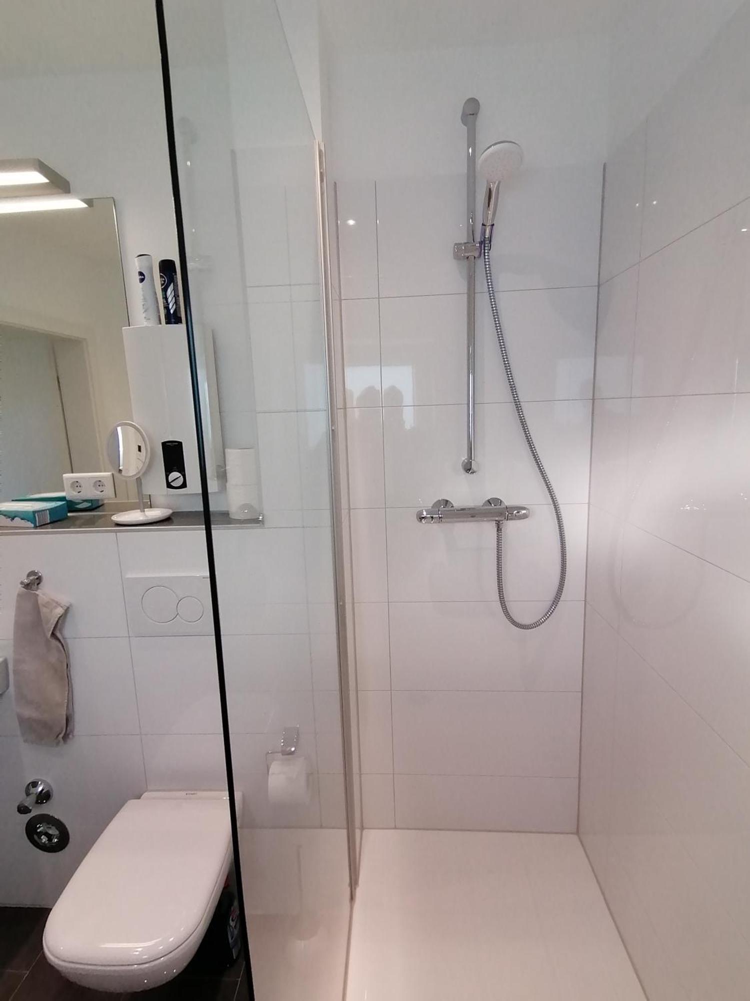Gaestezimmer Bergerhof - Ankommen Und Wohlfuehlen Neuss Exteriér fotografie